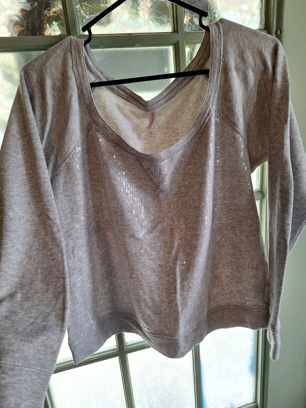 Xhilaration Gray Long-Sleeve Sequin Scoop-Neck Sweatshirt